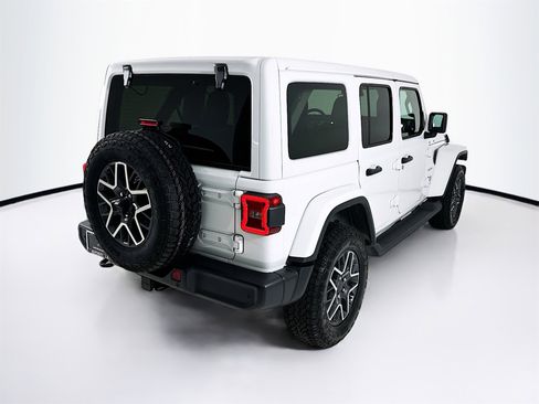 Used 2024 Jeep Wrangler Sahara w/ Safety Group image 8