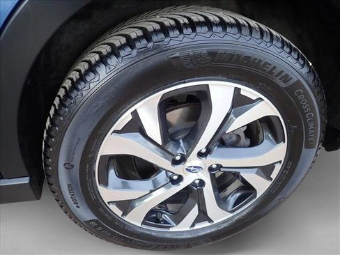 Used 2022 Subaru Outback Limited image 6