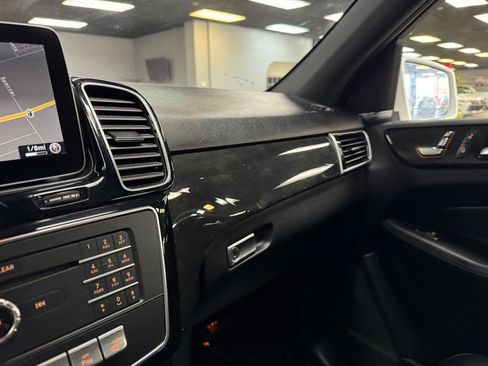 Used 2017 Mercedes-Benz GLE 350 4MATIC image 29