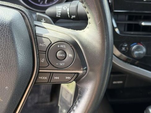 Used 2022 Toyota Camry SE w/ Carpet Mat Package (TMS) image 24