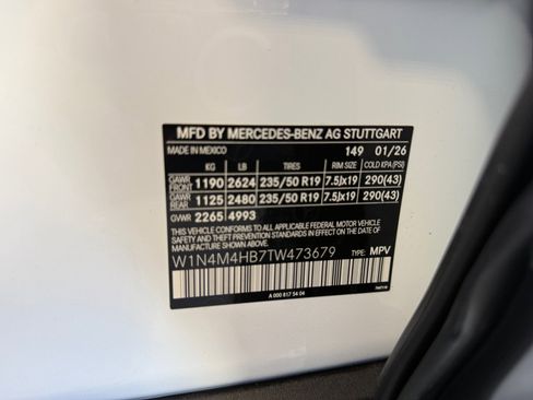 New 2026 Mercedes-Benz GLB 250 4MATIC image 25