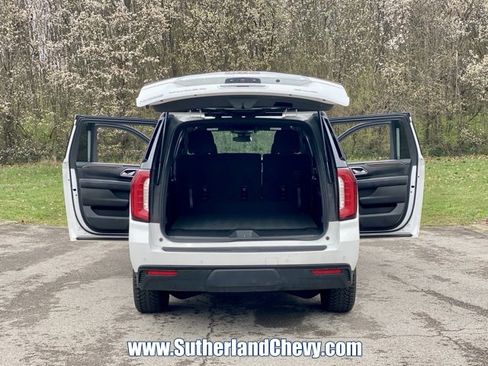 Used 2024 GMC Yukon XL SLE image 43