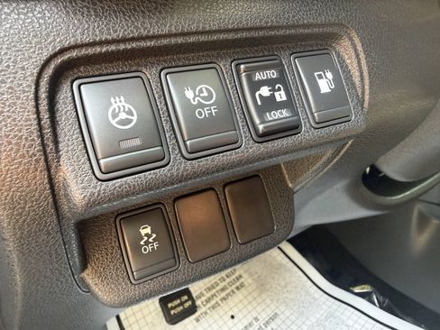 Used 2016 Nissan Leaf SV FWD image 27