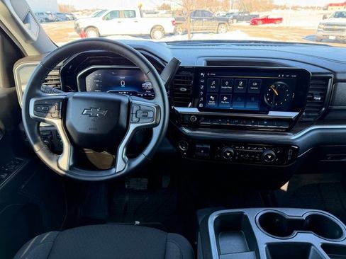 Used 2024 Chevrolet Silverado 1500 RST image 25