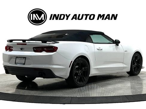 Used 2021 Chevrolet Camaro LT RWD image 4