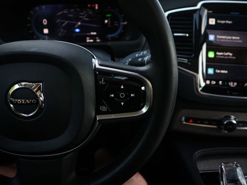 Used 2023 Volvo XC90 T8 Ultimate w/ Protection Package Premier image 20