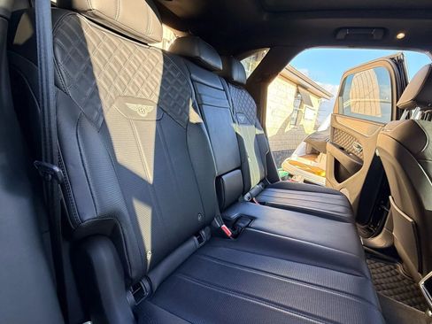 Used 2022 Bentley Bentayga Speed image 24