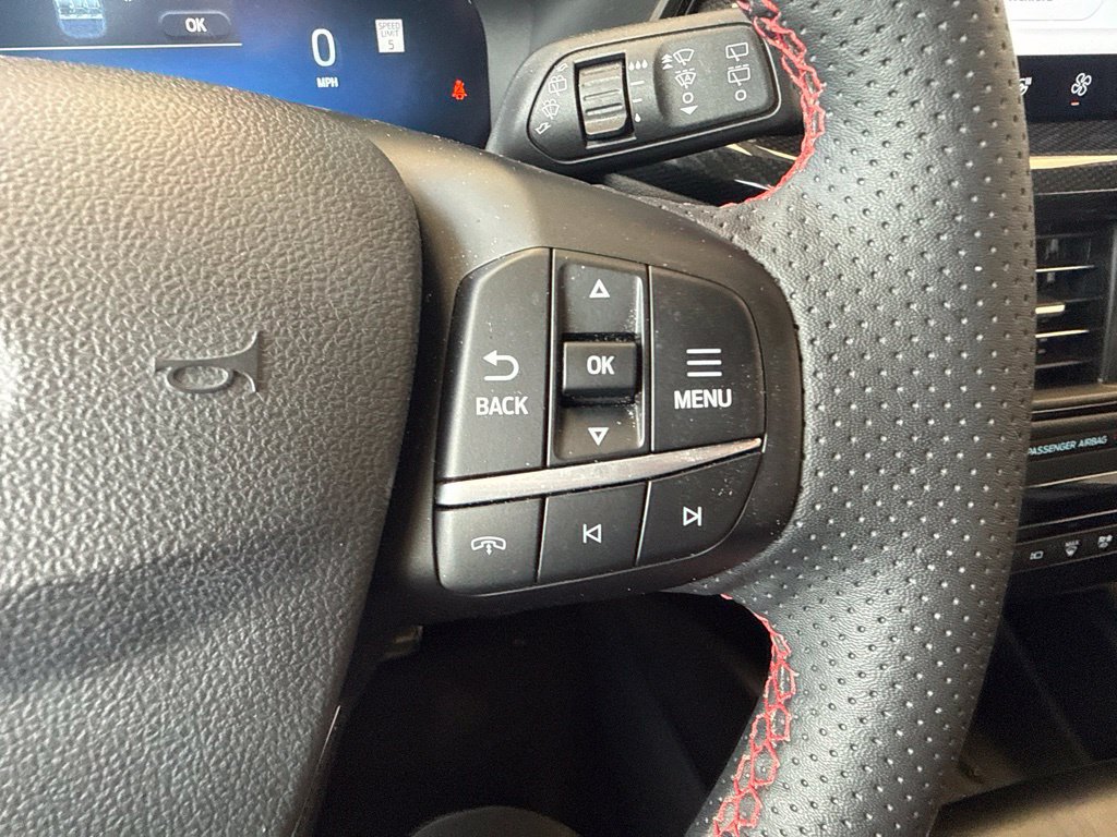 Used 2023 Ford Escape ST-Line Elite w/ Premium Technology Package AWD/4WD image 21