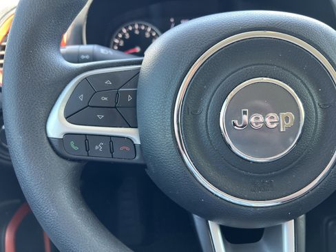 Used 2019 Jeep Renegade Sport AWD/4WD image 29