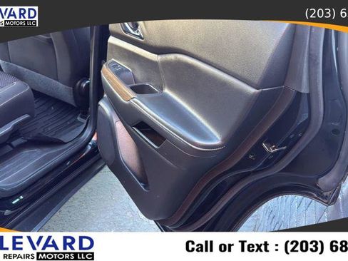 Used 2021 GMC Acadia SLE w/ Driver Convenience Package image 36