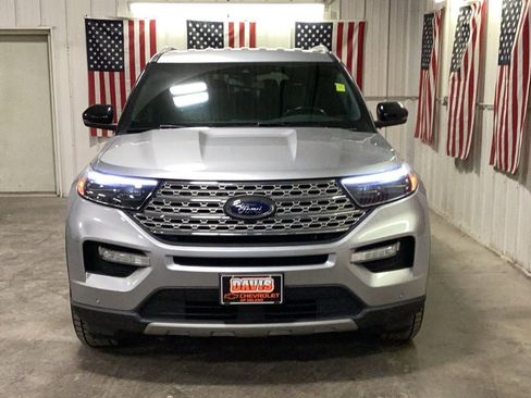 Used 2020 Ford Explorer Limited image 16