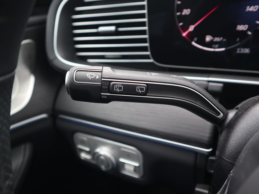 New 2025 Mercedes-Benz GLS 580 4MATIC image 23