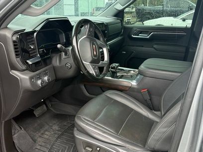 Used 2023 GMC Sierra 1500 SLT w/ SLT Premium Package