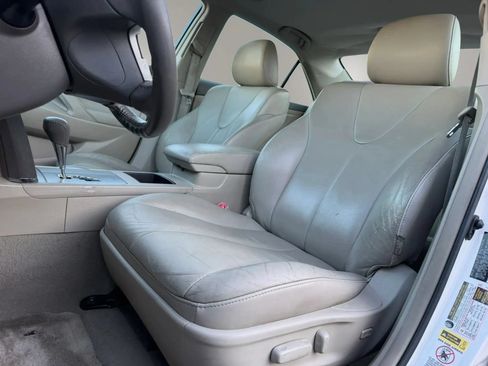 Used 2009 Toyota Camry Hybrid FWD image 10