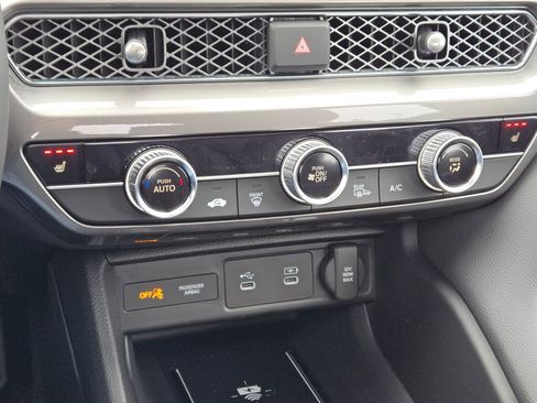 New 2026 Acura Integra image 33