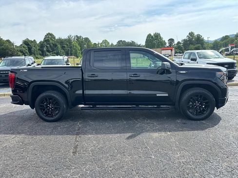 Used 2024 GMC Sierra 1500 Elevation w/ LPO, Elevation Black Package AWD/4WD image 9