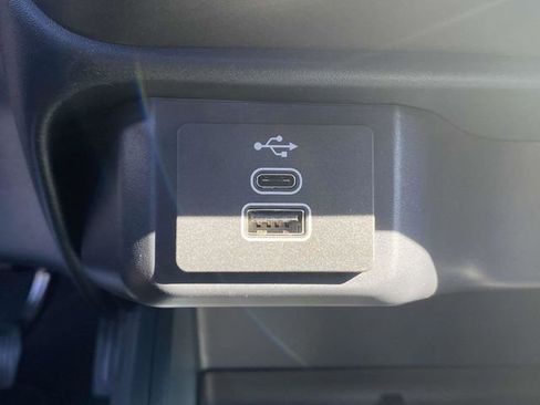 New 2025 Ford Maverick XL w/ Equipment Group 102A image 18