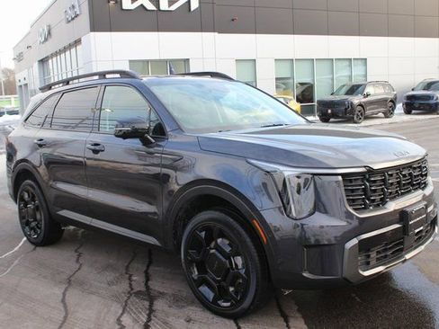 Used 2025 Kia Sorento SX AWD/4WD image 1