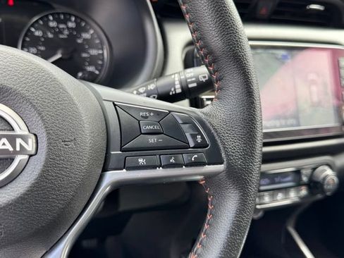 Used 2023 Nissan Kicks SR w/ SR Premium Package FWD image 21