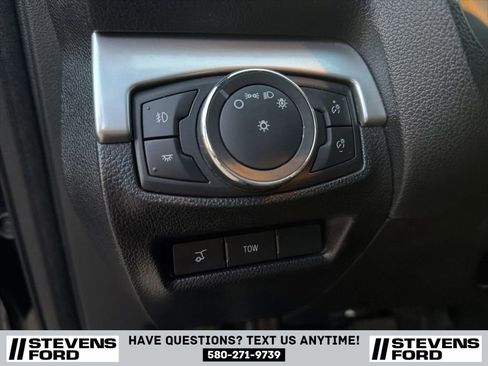 Used 2017 Ford Explorer XLT w/ Equipment Group 202A image 23