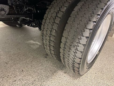 Used 2013 Ford F550 4x4 Crew Cab Super Duty w/ PWR Equipment Group image 27