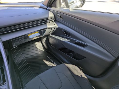 New 2026 Hyundai Elantra Sport image 17