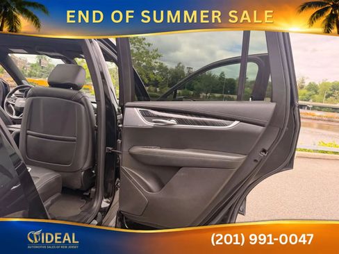 Used 2023 Cadillac XT6 Premium Luxury FWD image 27