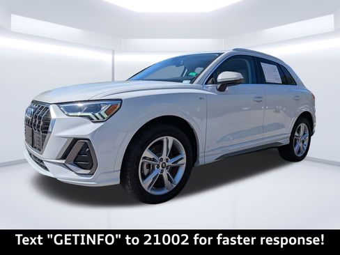 Certified 2024 Audi Q3 2.0T Premium Plus image 8