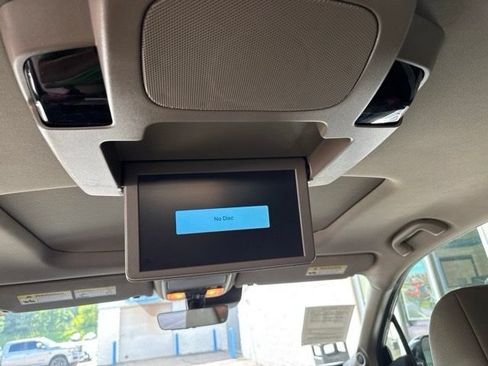 Used 2020 Honda Pilot Touring image 17