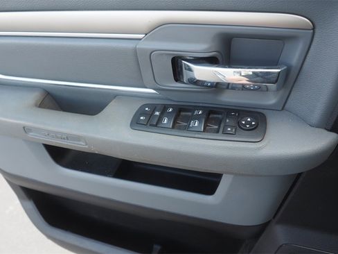 Used 2018 RAM 2500 Big Horn image 16