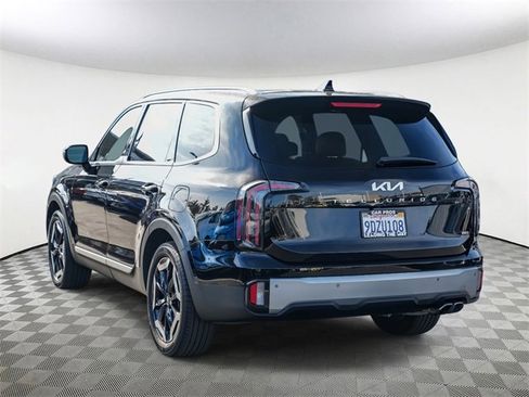 Certified 2023 Kia Telluride EX image 6