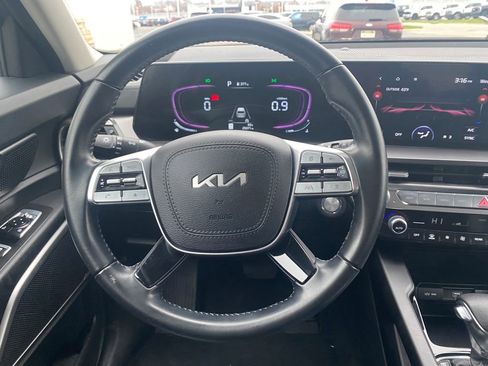 Used 2024 Kia Telluride LX image 10