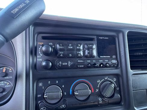 Used 2000 Chevrolet Silverado 1500 LS AWD/4WD image 15