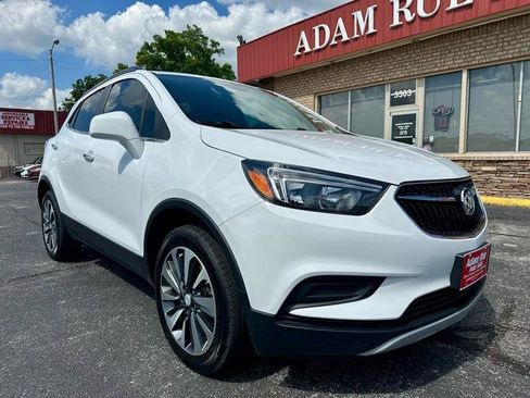 Used 2021 Buick Encore Preferred AWD/4WD image 2