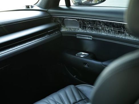 Used 2023 Genesis G90 3.5T AWD/4WD image 30