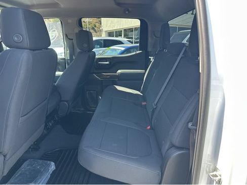 Certified 2022 GMC Sierra 1500 SLE w/ Driver Alert Package I AWD/4WD image 16