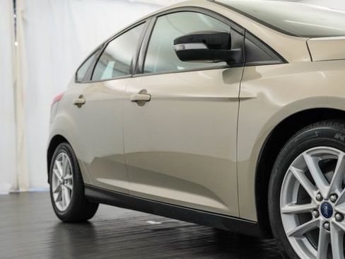 Used 2016 Ford Focus SE FWD image 34