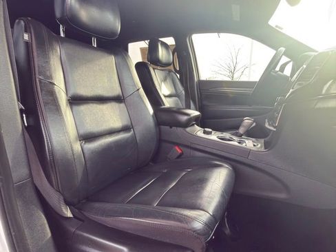 Used 2019 Jeep Grand Cherokee Limited AWD/4WD image 34
