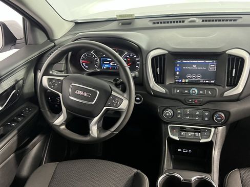 Used 2024 GMC Terrain SLE image 14