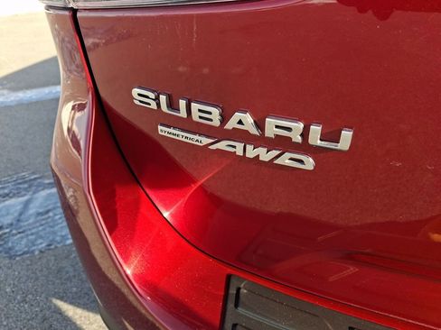 Used 2023 Subaru Forester Premium image 33