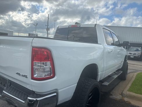 Used 2019 RAM 1500 Big Horn AWD/4WD image 3