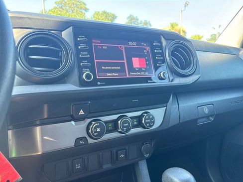 Used 2023 Toyota Tacoma SR w/ SR Convenience Package RWD image 11