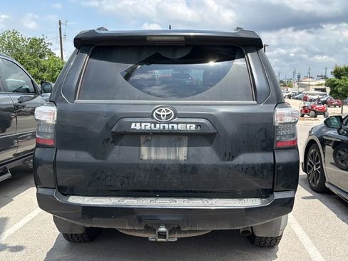 Used 2019 Toyota 4Runner SR5 Premium RWD image 12