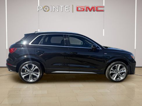Used 2021 Audi Q3 2.0T Premium Plus w/ Premium Plus Package image 9