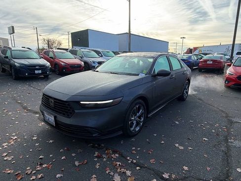 Used 2023 Honda Accord EX image 1