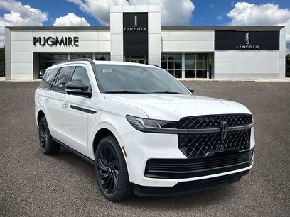 New 2025 Lincoln Navigator Reserve w/ Jet Appearance Package