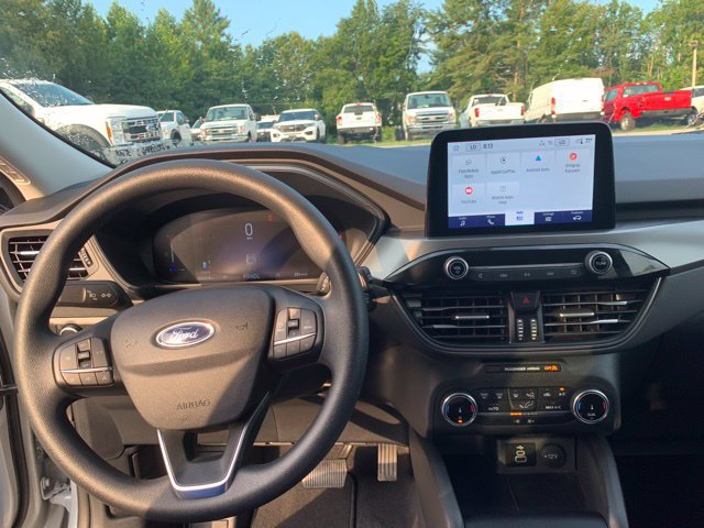 Used 2025 Ford Escape Active AWD/4WD image 25