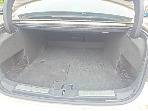 Used 2017 Lincoln Continental Select w/ Climate Package FWD image 10