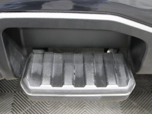 Used 2023 Ford F250 Lariat w/ Lariat Ultimate Package image 37