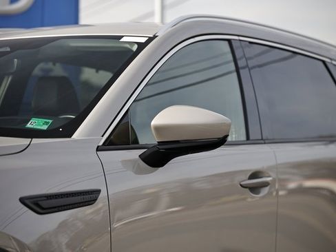 Used 2024 MAZDA CX-90 3.3 Turbo w/ Premium Package image 3